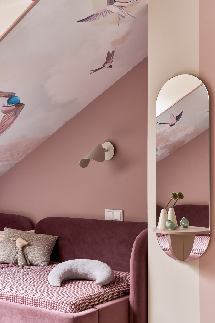 Дом с цветным интерьером — 16