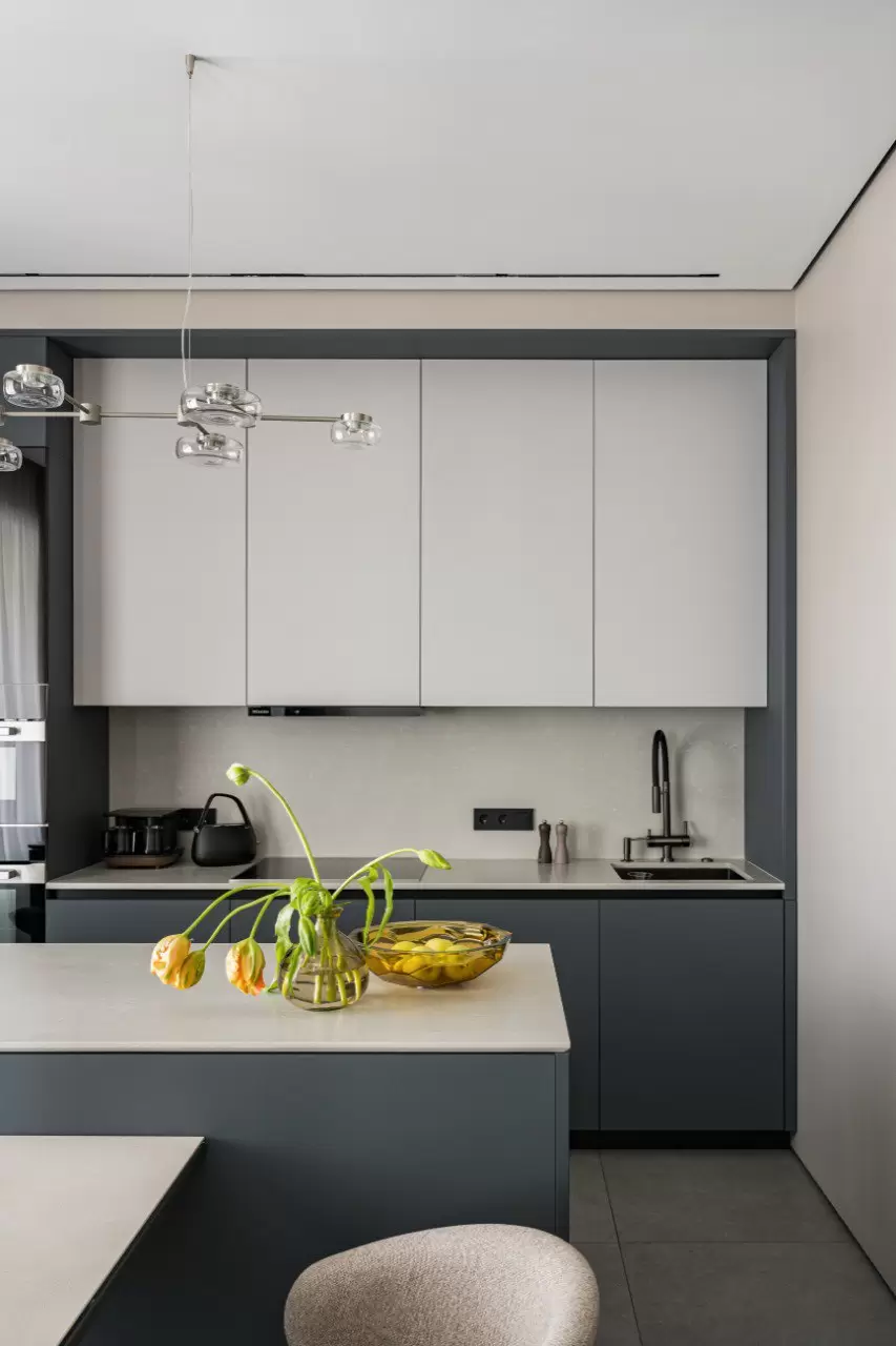 Александровский сад — 12