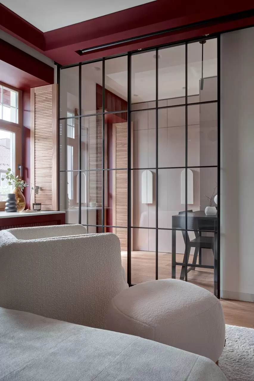 Спальня с багровым порталом — 12